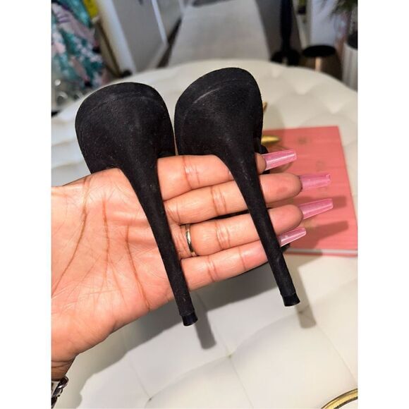 3 Strap Heel SZ 9 - Picture 2 of 4